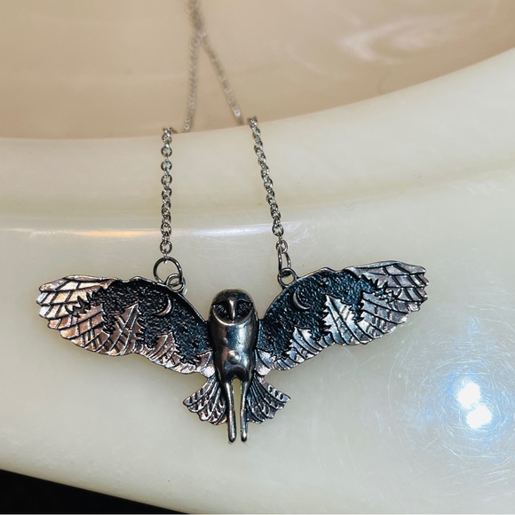 🦉Beautifully Crafted Silver/Black Owl Necklace, Moons/Forest in Spread Wings! - Picture 6 of 9
